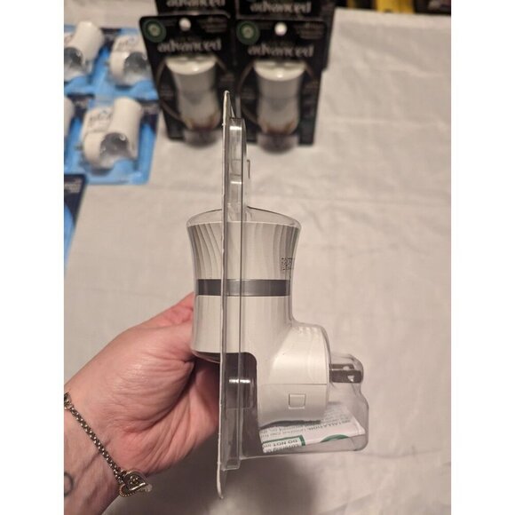 Aircare Lot Of Warmers 13 Total 8 Airwick 5 Glad - Picture 4 of 9